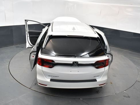Used 2023 Honda Odyssey Sport image 18