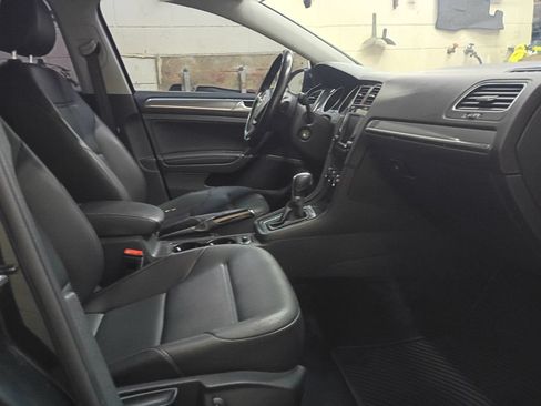 Used 2019 Volkswagen Golf Alltrack S AWD/4WD image 22