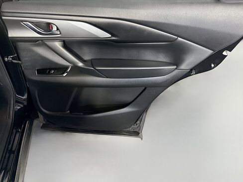 Used 2023 MAZDA CX-9 Touring image 28