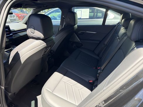 Used 2026 BMW 530i RWD image 26