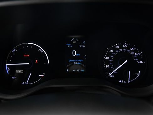 Used 2023 Toyota Sienna XLE image 34