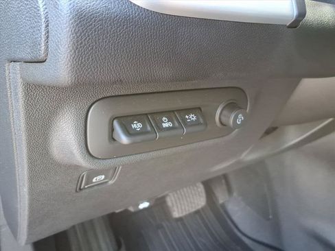 Used 2022 GMC Terrain SLT w/ Tech Package AWD/4WD image 22