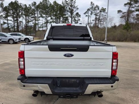 Used 2022 Ford F250 Lariat w/ Lariat Ultimate Package image 4