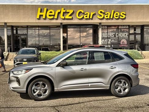 Used 2024 Ford Escape ST-Line w/ Tech Pack #1 AWD/4WD image 1