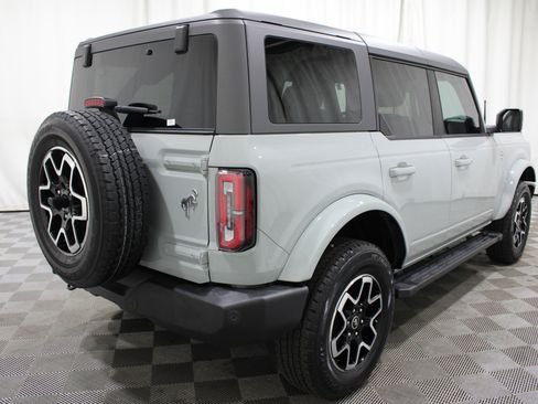 Used 2024 Ford Bronco Outer Banks AWD/4WD image 32
