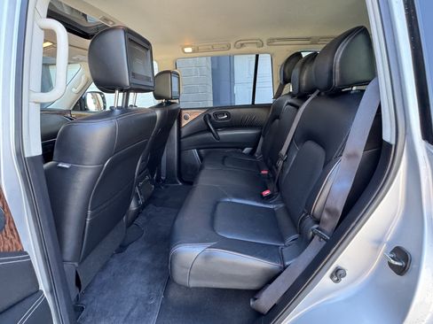 Used 2018 Nissan Armada Platinum w/ Interior Lighting Package AWD/4WD image 26