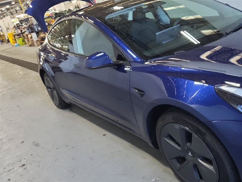 Used 2023 Tesla Model 3 Standard Range RWD image 2