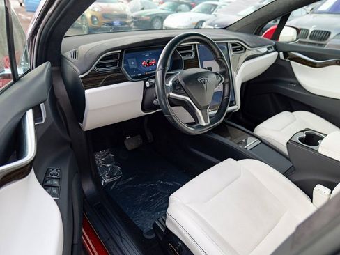 Used 2016 Tesla Model X 90D image 16