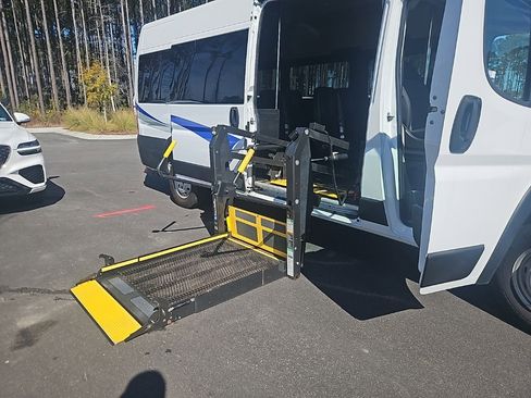 Used 2019 RAM ProMaster 3500 w/ Premium Appearance Group image 47