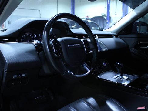 Used 2020 Land Rover Range Rover Evoque S image 9