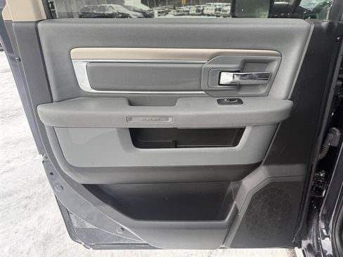 Used 2017 RAM 1500 Big Horn image 38