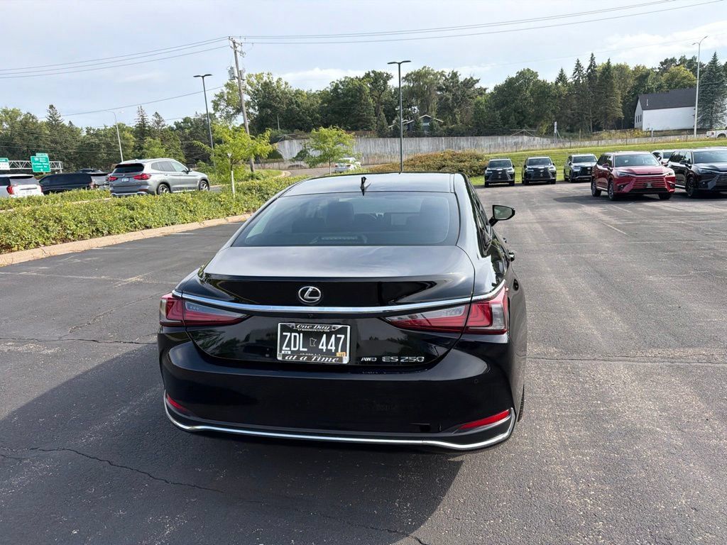Used 2024 Lexus ES 250 w/ Premium Package AWD/4WD image 26