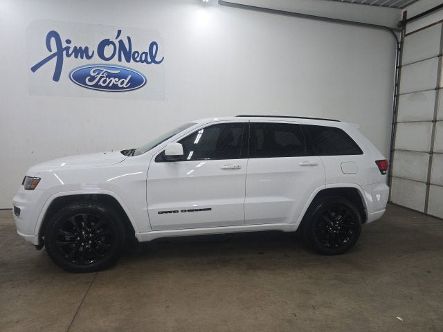 Used 2019 Jeep Grand Cherokee Altitude AWD/4WD image 30