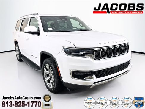 Used 2022 Jeep Wagoneer Series II image 1