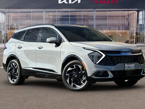 Certified 2023 Kia Sportage SX image 2