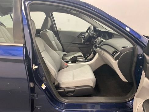 Used 2014 Honda Accord LX image 21