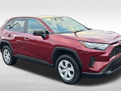 Used 2024 Toyota RAV4 LE image 29