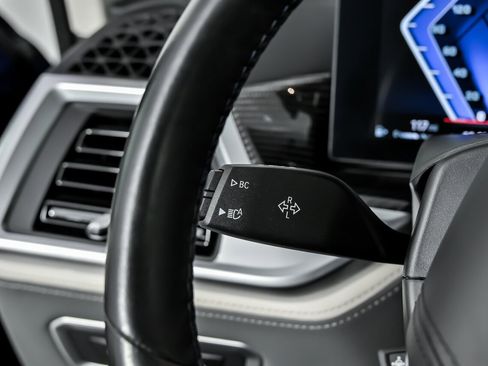 Used 2024 BMW ALPINA XB7 AWD/4WD image 30