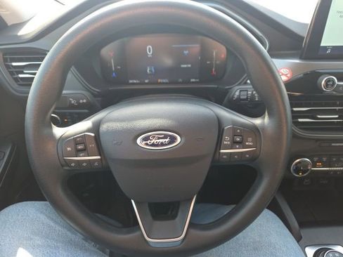 Certified 2025 Ford Escape Active image 38
