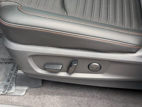 New 2026 Nissan Pathfinder Rock Creek image 16