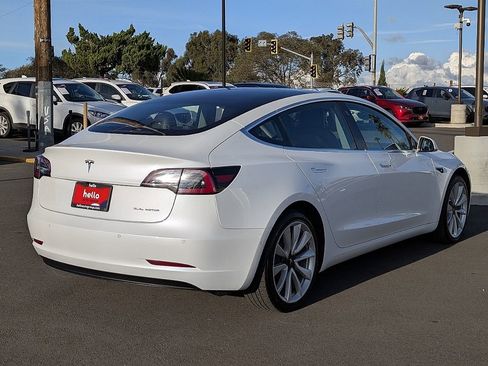 Used 2019 Tesla Model 3 Long Range image 10