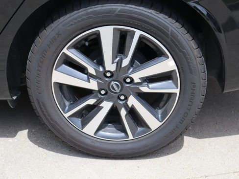 Used 2024 Nissan Versa SV FWD image 26