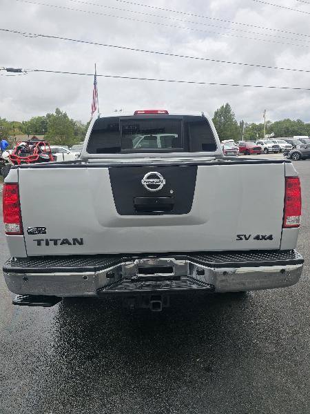 Used 2012 Nissan Titan SV w/ SV Premium Utility Pkg AWD/4WD image 3