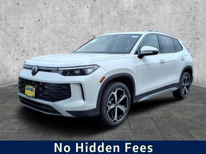 New 2025 Volkswagen Tiguan SE