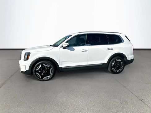 Certified 2024 Kia Telluride S w/ S Sunroof Package AWD/4WD image 4