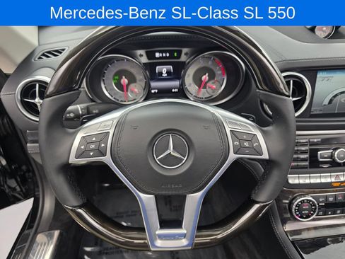 Used 2016 Mercedes-Benz SL 550 image 16