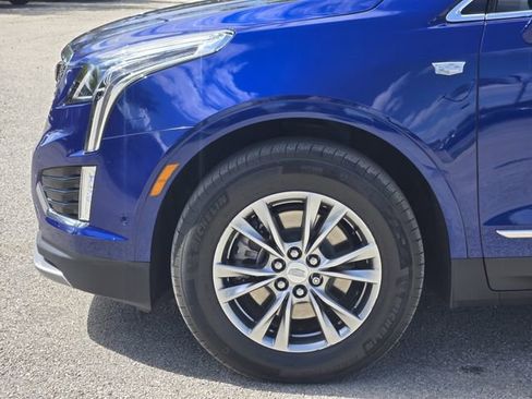 Used 2023 Cadillac XT5 Premium Luxury w/ Technology Package image 8