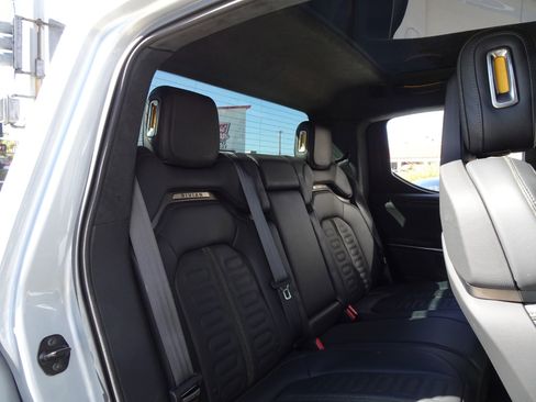 Used 2023 Rivian R1T Adventure image 17