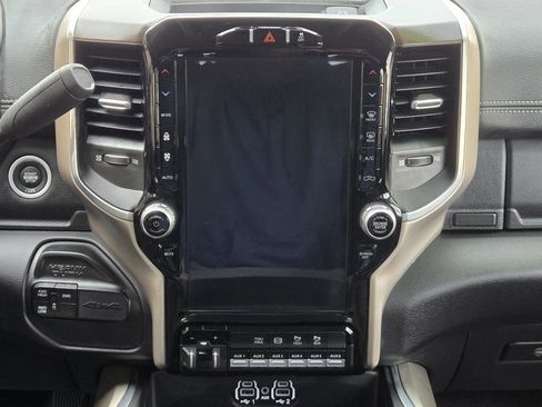 Used 2024 RAM 2500 Laramie w/ Snow Chief Group image 20