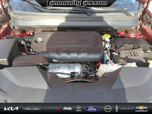 Used 2019 Jeep Cherokee Latitude w/ Popular Appearance Group image 20