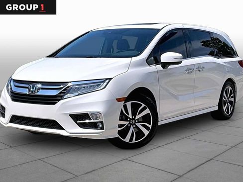 Used 2018 Honda Odyssey Elite image 1
