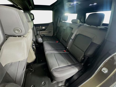Used 2025 GMC Hummer EV 3X w/ LPO, Cargo Utility Package AWD/4WD image 24
