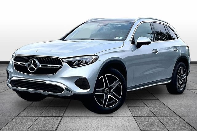 Certified 2026 Mercedes-Benz GLC 300 4MATIC image 4