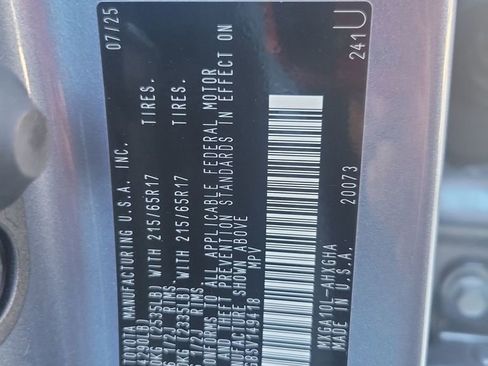 Certified 2025 Toyota Corolla Cross LE image 36