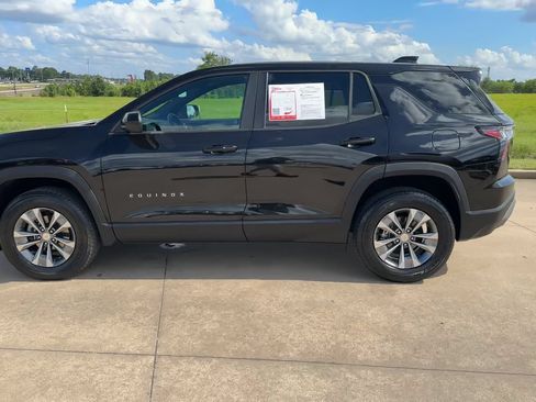 Used 2026 Chevrolet Equinox LT FWD image 6