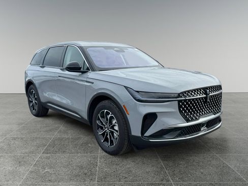 New 2026 Lincoln Nautilus Premier w/ Equipment Group 102A image 7