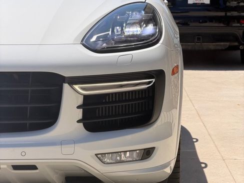 Used 2016 Porsche Cayenne GTS AWD/4WD image 12