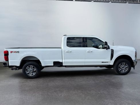 New 2026 Ford F350 Lariat w/ FX4 Off-Road Package image 13