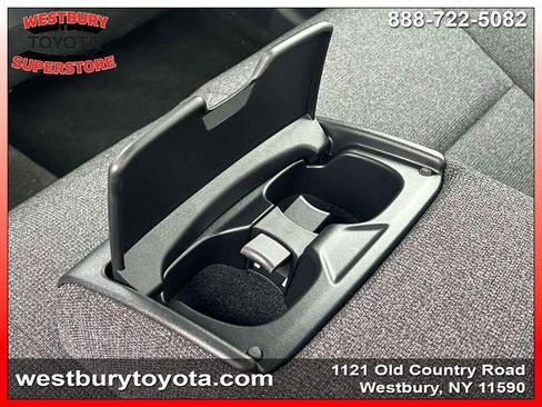Used 2023 Toyota Crown AWD/4WD image 18