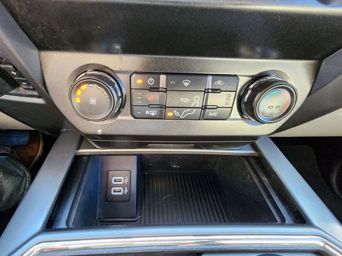 Used 2019 Ford F250 XLT w/ XLT Premium Package image 35