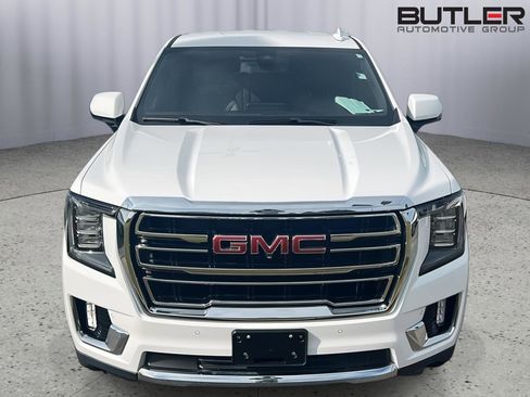 Used 2022 GMC Yukon SLT w/ SLT Luxury Package RWD image 9