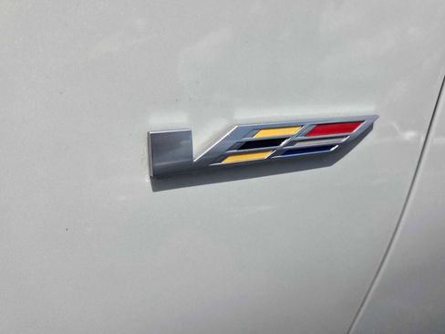 Used 2023 Cadillac CT5 V w/ Super Cruise 2 Package RWD image 10