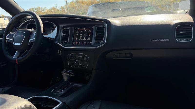 Used 2018 Dodge Charger R/T w/ Navigation & Travel Group RWD image 37