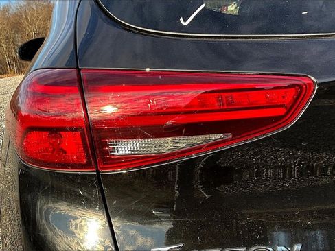 Used 2019 Hyundai Tucson Limited image 26