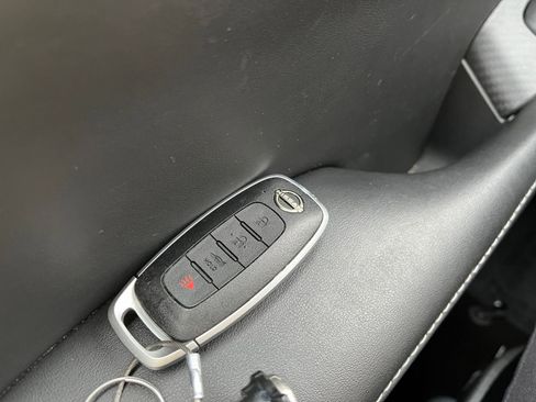 Used 2025 Nissan Sentra SV image 21