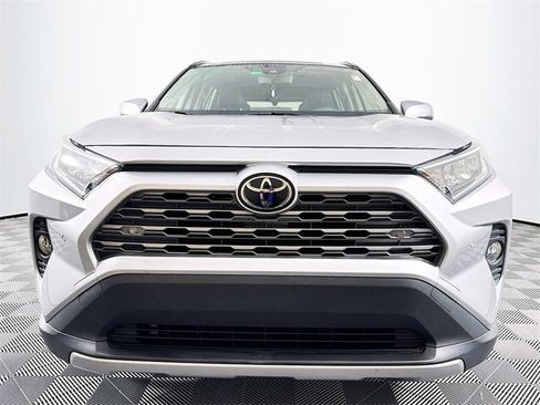 Used 2021 Toyota RAV4 Limited image 10